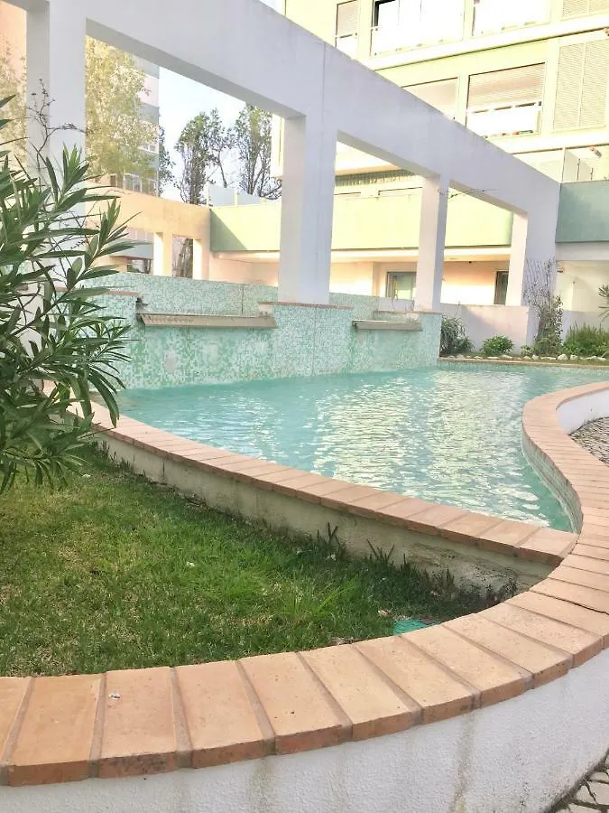 Apartment With Private Terrace & Car Garage Lisboa